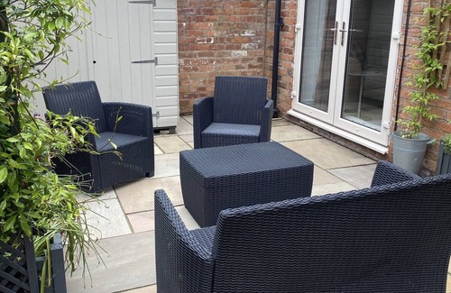 Nantwich Apartamento | Fabulous unique accommodation within walking distance of Nantwich town centre