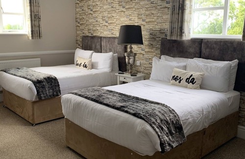 Bodelwyddan Hotel | Faenol Fawr Hotel