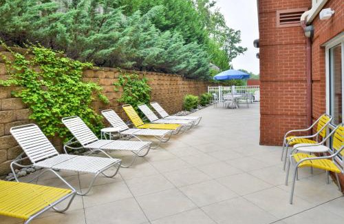 Asheboro Hotel | Fairfield Inn and Suites by Marriott Asheboro