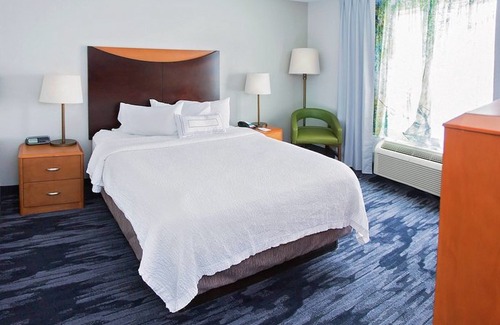 Hays Hotel | Fairfield Inn by Marriott Hays