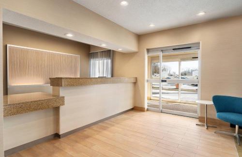 Deptford Hotel | Fairfield Inn by Marriott Deptford