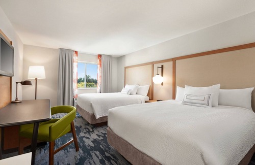 Visalia Hotel | Fairfield Inn by Marriott Visalia Sequoia