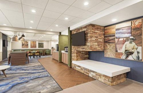 Warren Hotel | Fairfield Inn by Marriott Warren Niles