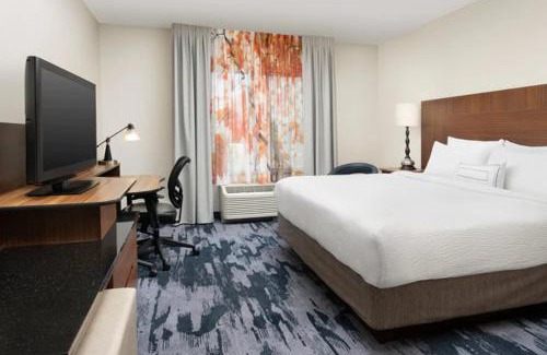 Linthicum Heights Hotel | Fairfield Inn & Suites Baltimore BWI Airport