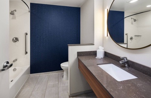 Alexandria Hotel | Fairfield Inn & Suites by Marriott Alexandria