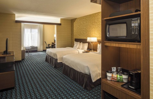 McCandless Township Hotel | Fairfield Inn & Suites by Marriott Pittsburgh North/McCandless Crossing