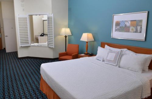 Effingham Hotel | Fairfield Inn & Suites Effingham