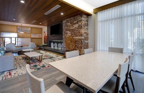 Lancaster Hotel | Fairfield Inn & Suites Lancaster Palmdale