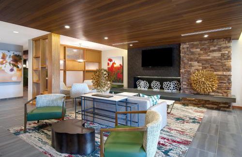 Lancaster Hotel | Fairfield Inn & Suites Lancaster Palmdale