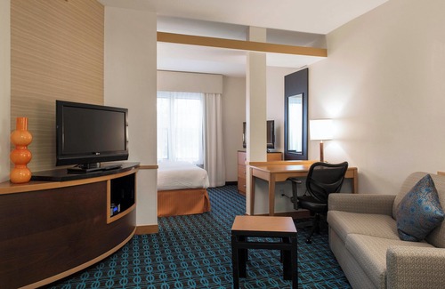 Sebastopol Hotel | Fairfield Inn & Suites Santa Rosa Sebastopol