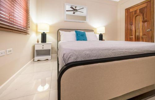 New Kingston Apartamento | Fairview Near AC Hotel Kingston - FIWI