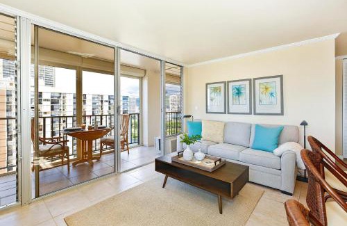 Waikiki Casa | Fairway Villa #2202