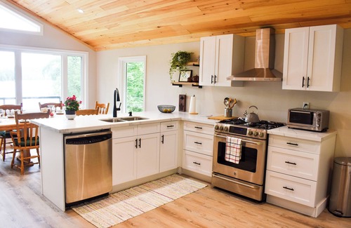 Dorset Cabaña | Fall Colours, Pet Friendly, Sunsets, Fireplace Firepit WiFi