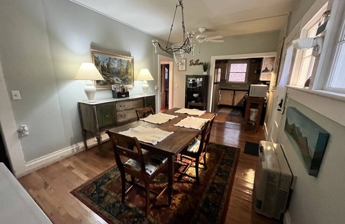 Waynesville Cabaña | Fall is calling! Don't wait to book this Lake Junaluska cottage!