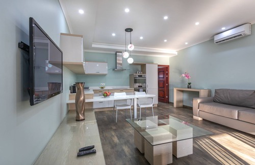 Lusaka Apartamento | Fallsway Suites