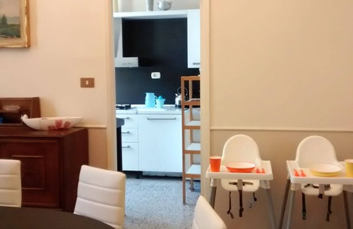 Barni Villa | VILLA familiar y apta para bicicletas con piscina y jardín cerca de BELLAGIO