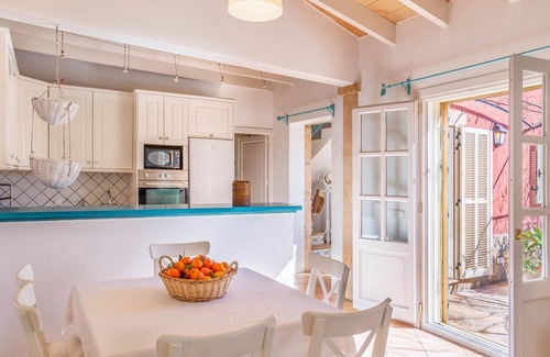 Andraitx Villa | Villa Familiar Con Piscina Mallorca. Para 6 Personas.