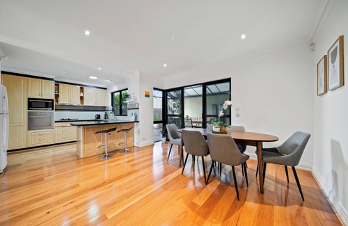 Scarborough Casa | Family Escapade Coastal Luxury Retreat