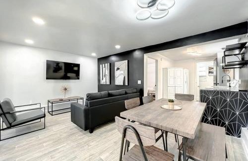 Wadeview Park Casa | Family-friendly 2br Wi-fi Pets Near Disney