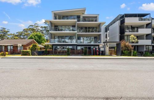 Huskisson Apartamento | Family-Friendly 3BR - Steps from the Beach