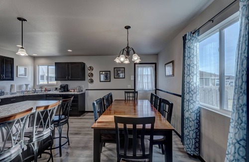 Rapid City Casa | Family Friendly, Locally Owned, Home on a Hill!
