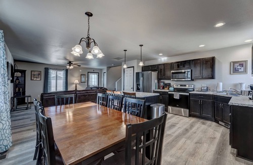 Rapid City Casa | Family Friendly, Locally Owned, Home on a Hill!