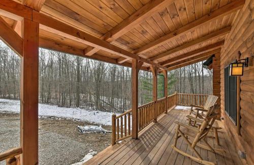 Bladensburg Casa | Family-Friendly Warsaw Cabin with Deck and Fireplace!
