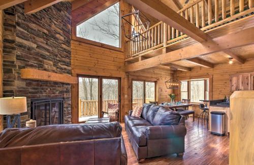 Bladensburg Casa | Family-Friendly Warsaw Cabin with Deck and Fireplace!
