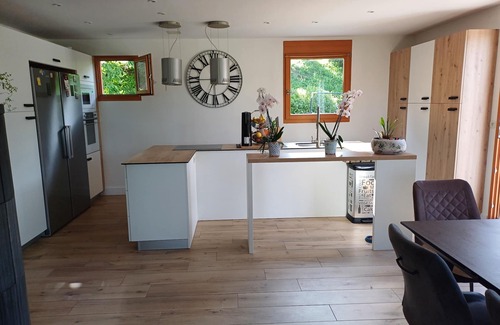 Chainaz-les-Frasses Casa | Family getaway