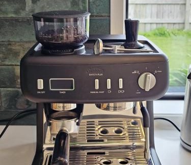 Bell Block Villa | Family home, Game Zone & Outdoor Fireplace- Sleeps 10