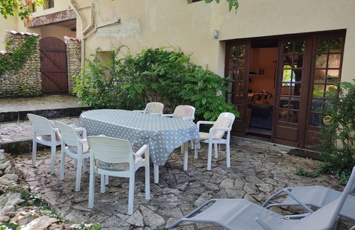 Neuvic Casa | Family house, sleeps 6/8, pets welcome