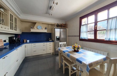 Orduna Casa | CASA FAMILIAR CON JARDÍN EN ORDUÑA, CERCA DEL PARQUE NATURAL DEL GORBEA
