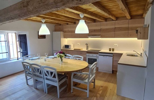 Maderuelo Cabaña | Casa familiar con vistas al pantano de Linares