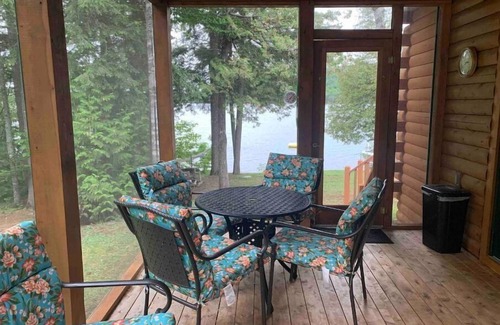 Island Falls Casa | Family Lake House in Island Falls