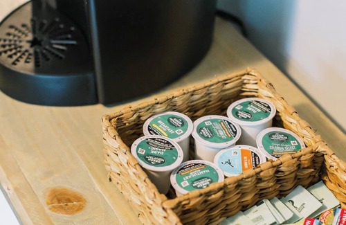 Mount Pleasant Casa | Family & Pet Friendly Home in Quiet Neighborhood - Close to Beaches & Downtown!