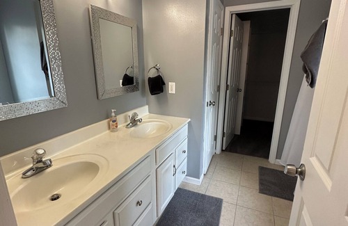 Stockwell Casa | Family sized house close to everything and only 7 miles from Purdue!