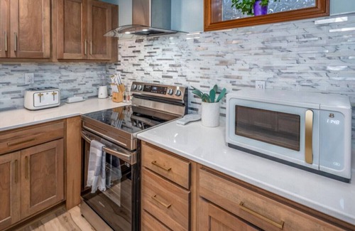 Walton Casa | Family Stay! Near both Ark & Creation Museum!