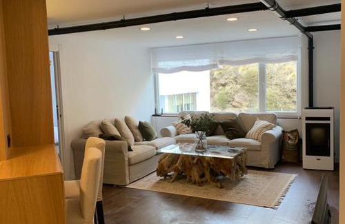 Pradollano Apartamento | Fantastic brand new apartment in best location just few steps from the ski slope! private parking