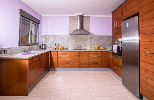 Rafol de Almunia Villa | Fantastic Costa Blanca Home, With a Private Pool and Full Aircon. Sleeps 12