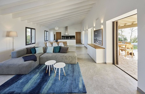 Montuiri Casa | Fantástica villa nueva con piscina infinita