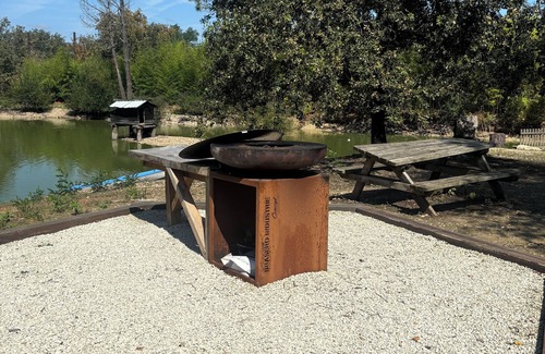Les Eglisottes-et-Chalaures Cabina | Farmhouse cabin with indoor pool and Jacuzzi
