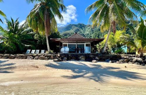 French Polynesia Casa | Fare Matairoa - 2BR Beach Cottage