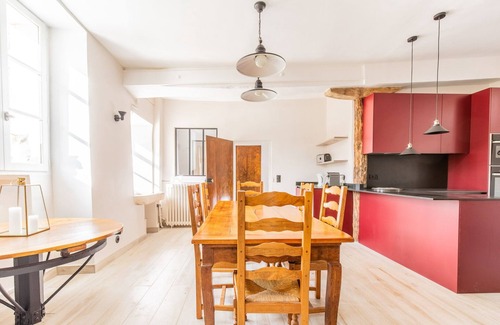 Villiers-le-Bacle Casa | FARMHOUSE 30 MINUTES FROM PARIS