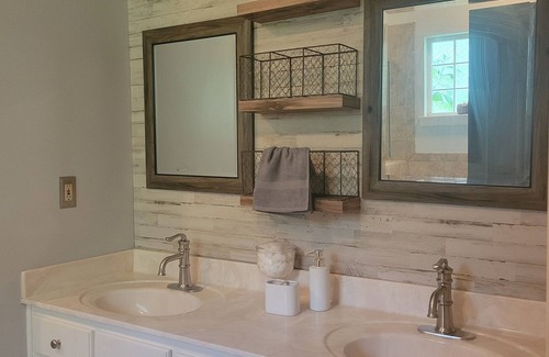 Sarah Otro | Farmhouse in private country setting near Tunica casinos and Memphis