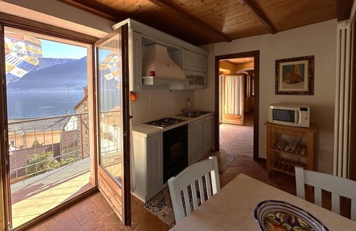 Colonno Apartamento | Faro sul Lago apt – Colonno