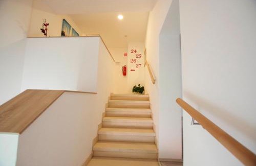 Gyor Cama Y Desayuno | Fehér Hajó Panzió és Vendéglő