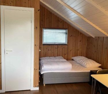 Lokken Chalet De Esquí | Feriehytte - Lille Knudsgaard