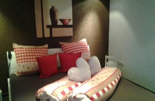 Oberhausen Apartamento | Ferienhaus am Erlenbach