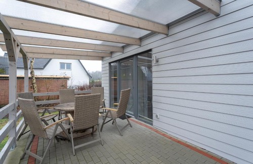 Janneby Apartamento | Ferienhaus Carstensen - gemütlich und rollstuhlfreundlich eingerichtetes Ferienhaus mit Terrasse