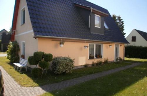 Ummanz Apartamento | Ferienhaus Monika